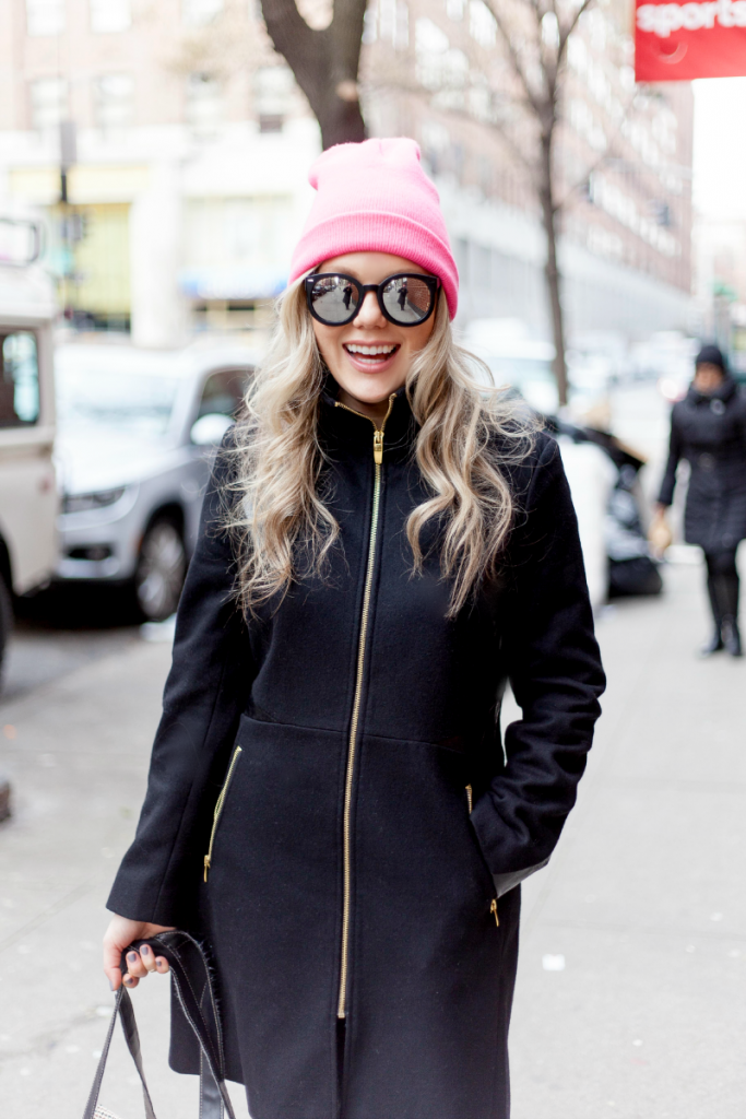 all black + pop of pink || gracie gordon || girlmeetslife.com all black + pop of pink || gracie gordon || girlmeetslife.com